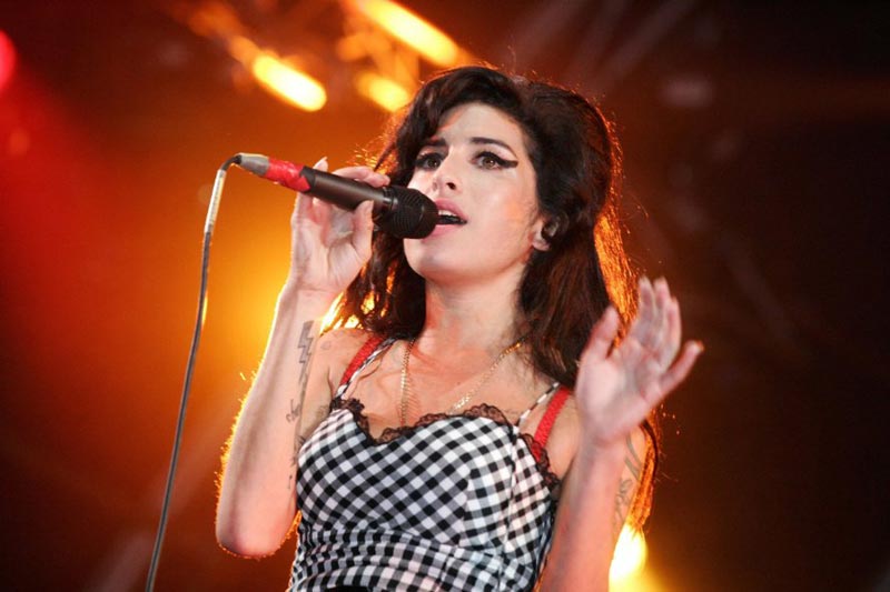 Amy (2015) 